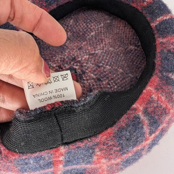 Red and Black Plaid Wool Beret - Picture 3 of 3